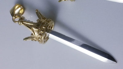 Kingdom Pendant