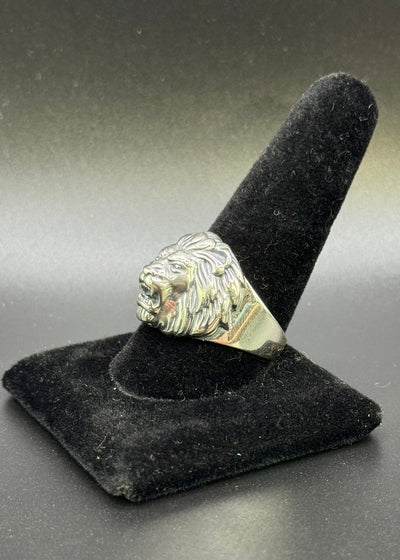 Man's Lion Ring